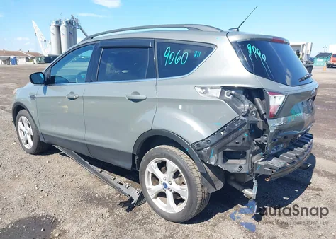 2017 Ford Escape Se z USA, uszkodzony, nr VIN 1FMCU9GD2HUA35332